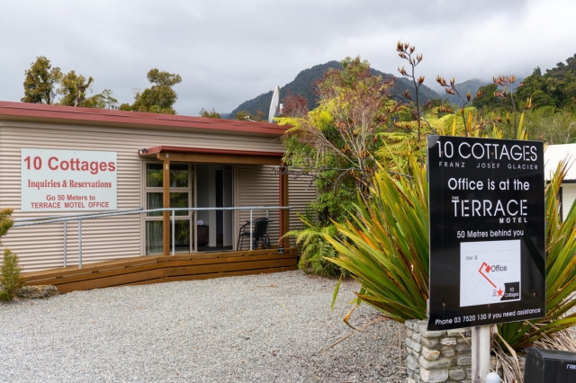 10 Cottages Franz Josef