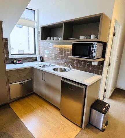 Garden Court Suites & Apartments