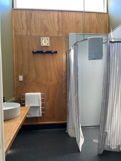 Breakers Boutique Accommodation