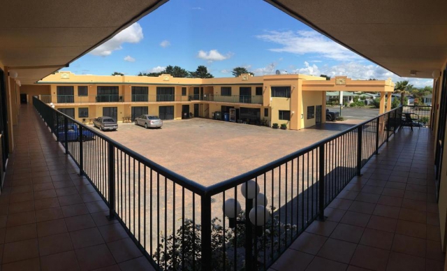 Deco City Motor Lodge