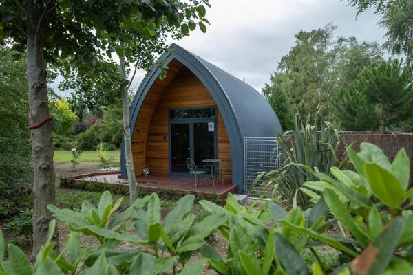Benger Garden Cafe & Chalets