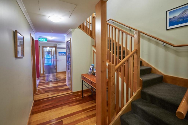 Aoraki Mt Cook Alpine Lodge