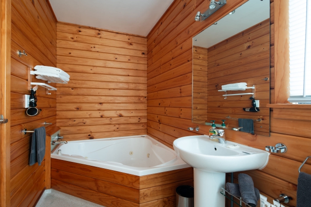 Fox Glacier Lodge and Campervan Park