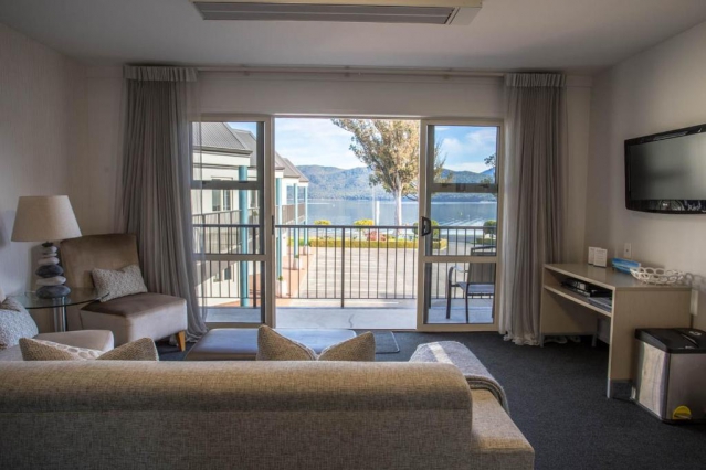 Radfords on the Lake