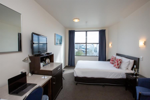 Distinction New Plymouth