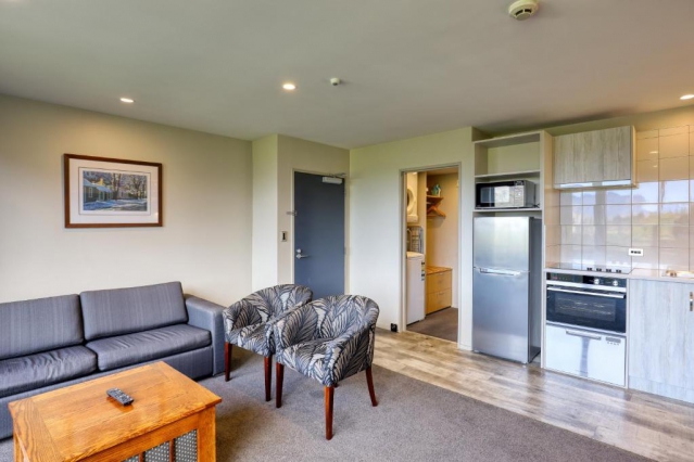 Garden Court Suites & Apartments