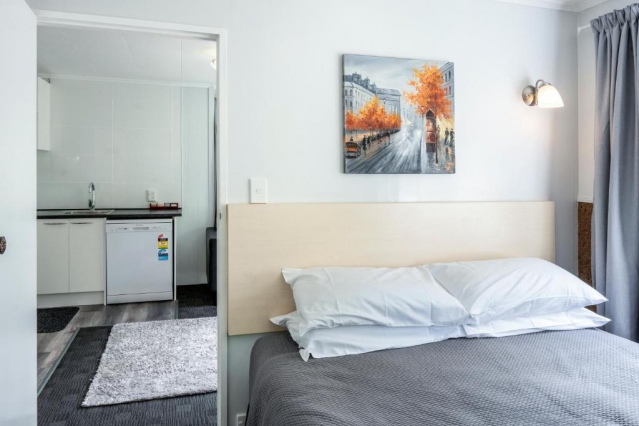 Dunrovin Motel