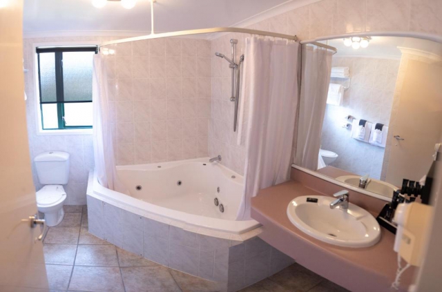 Deco City Motor Lodge