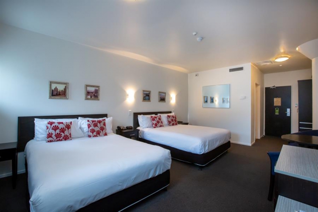 Distinction New Plymouth
