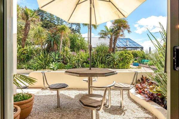 Waiheke Onetangi Beachfront Apartments