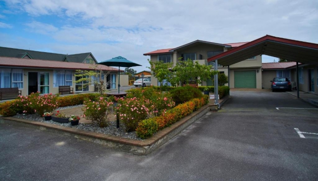 Aachen Place Motel 