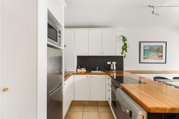 Waiheke Onetangi Beachfront Apartments