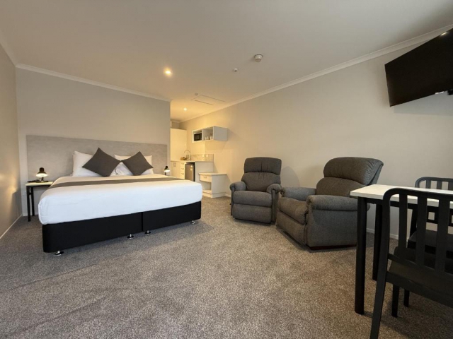 BK's Pioneer Motor Lodge