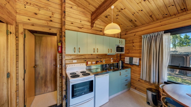 The Chalets Motel 