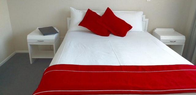 Shadzz Motel & Conference Centre