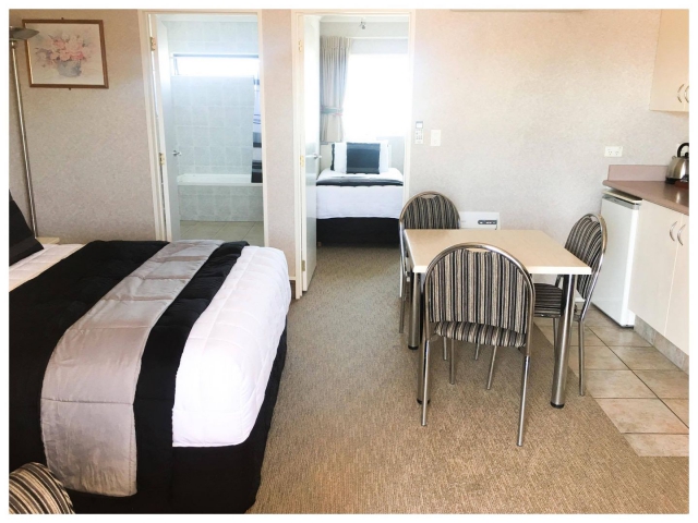 Deco City Motor Lodge