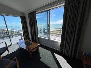 Breakers Boutique Accommodation