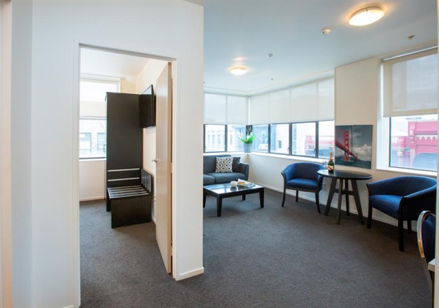 Distinction New Plymouth
