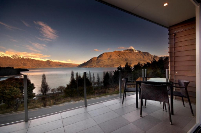 LakeRidge Queenstown by StaySouth