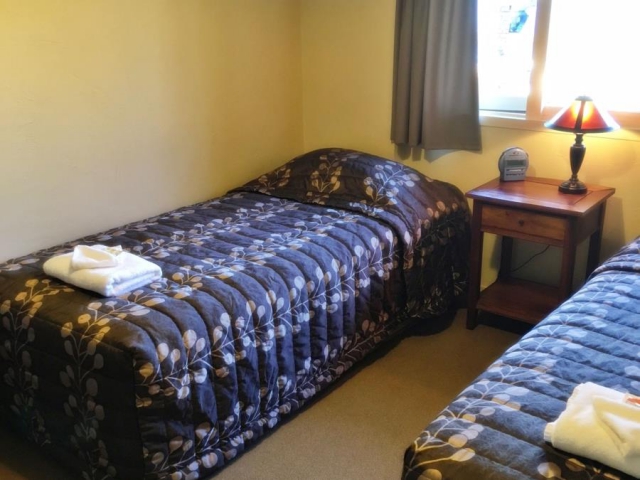 Woodlands Motels and Apartments