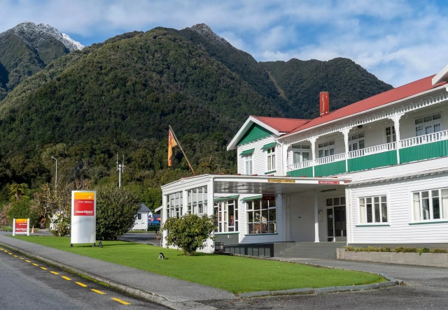 Heartland Hotel Fox Glacier