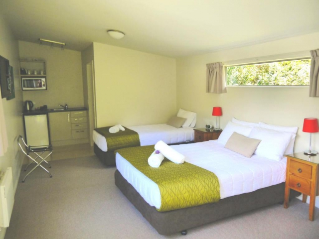 10 Cottages Franz Josef