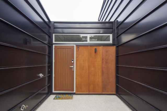 22 Hallenstein Apartments by StaySouth