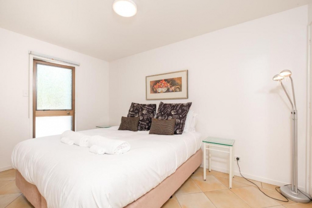 Onetangi Beach Apartments