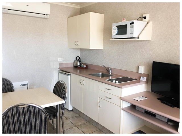 Deco City Motor Lodge