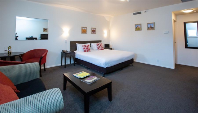 Distinction New Plymouth