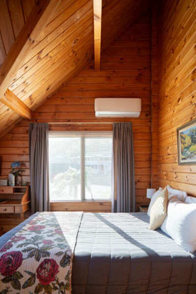 Fox Glacier Lodge and Campervan Park