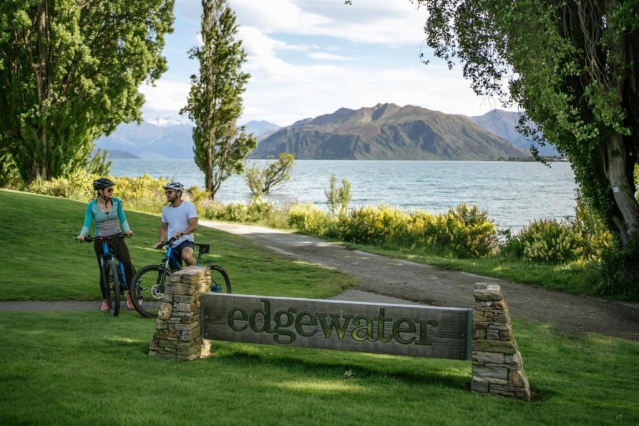 Edgewater Wanaka Hotel