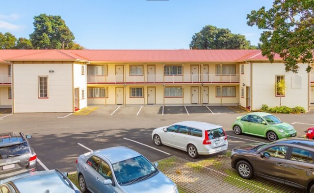 BK's Pioneer Motor Lodge