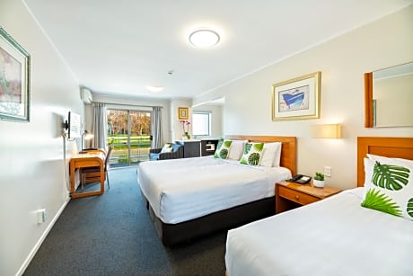 Best Western Newmarket Inn & Suites