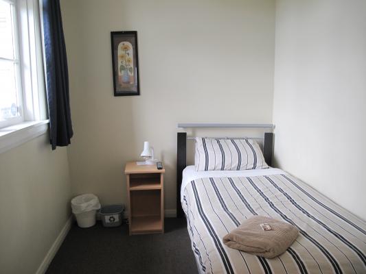 Dorset House Backpackers