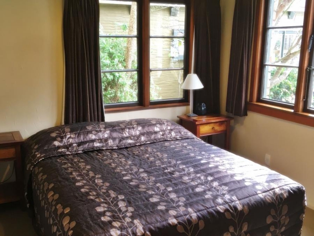 Woodlands Motels and Apartments