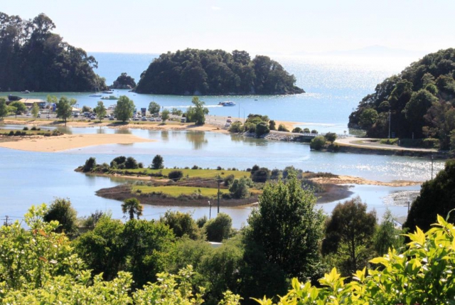 Kimi Ora Eco Resort