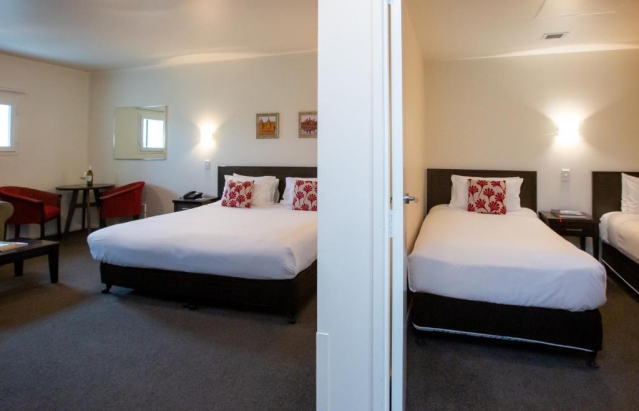 Distinction New Plymouth