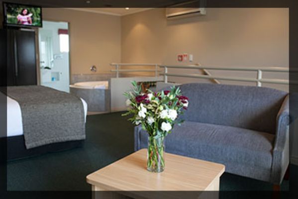 Cornwall Motor Lodge