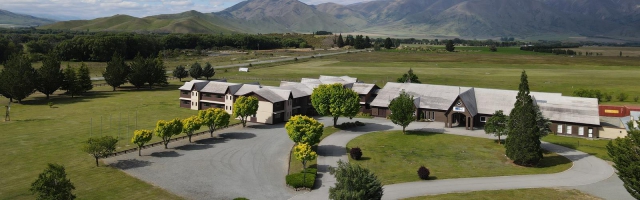 Discovery Country Time Hotel