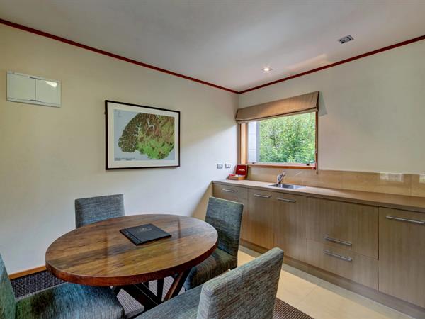 Distinction Te Anau Hotel & Villas