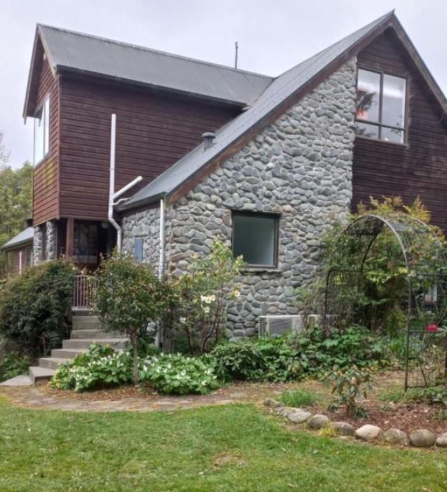 Riverstone House 