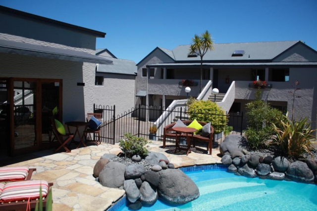 Baycrest Thermal Lodge
