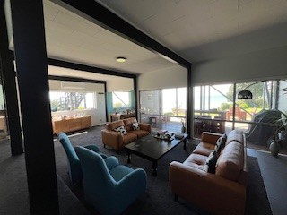 Breakers Boutique Accommodation