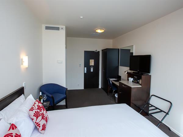 Distinction New Plymouth