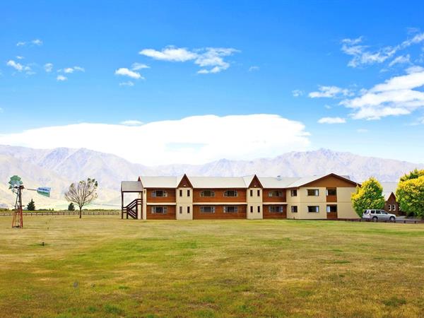 Discovery Country Time Hotel