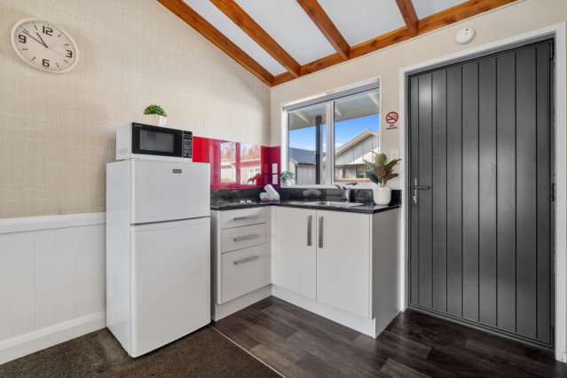 Tasman Holiday Parks - Te Anau