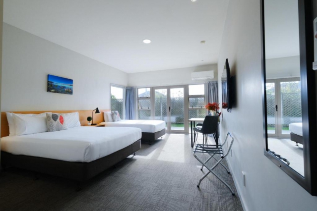 The Garden Hotel & Restaurant