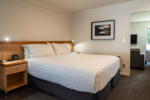 Edgewater Wanaka Hotel
