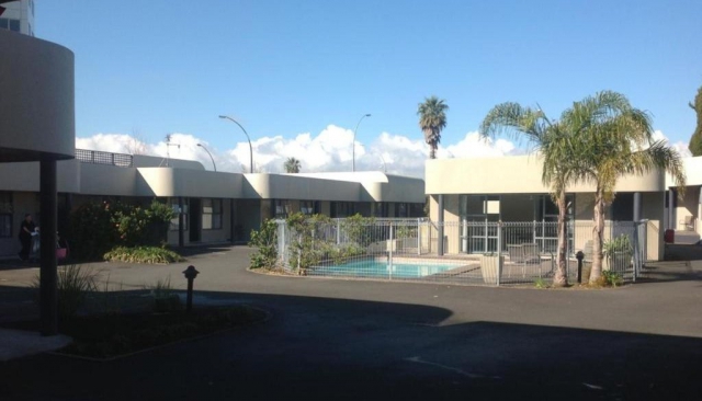 Durham Court Motor Inn